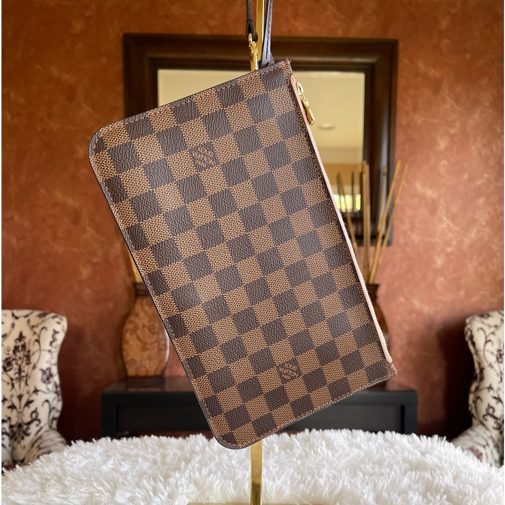 Authentic Louis Vuitton Pouch